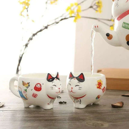 Delightful Maneki Neko Ceramic Tea Set for Enchanting Gatherings - Très Elite