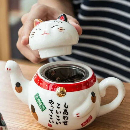Delightful Maneki Neko Ceramic Tea Set for Enchanting Gatherings - Très Elite
