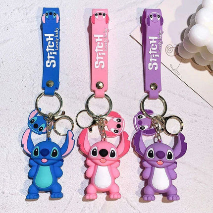 Disney Love Connection Keychain Set: Embrace the Magic Together - Très Elite