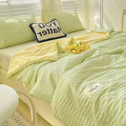Double-Sided Cooling Comforter: Lightweight Reversible Summer Quilt - Très Elite