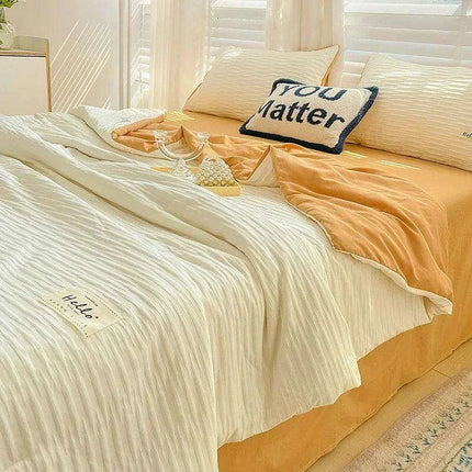 Double-Sided Cooling Comforter: Lightweight Reversible Summer Quilt - Très Elite