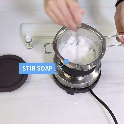 Magical Christmas Candle Making Kit with Santa-Themed Packaging & Scented Adornments