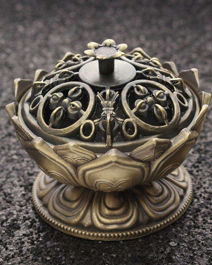 Lotus Flower Incense Burner - Handcrafted Decorative Piece for a Serene Environment