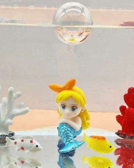 Aquatic Harmony: Chinese-Inspired Resin Sculpture for Enchanting Aquariums