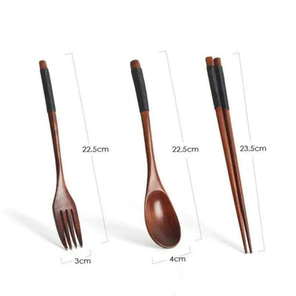 Eco-Chic Japanese Dining Set: Elegant Wooden Spoon & Chopsticks for Gourmet Experiences - Très Elite