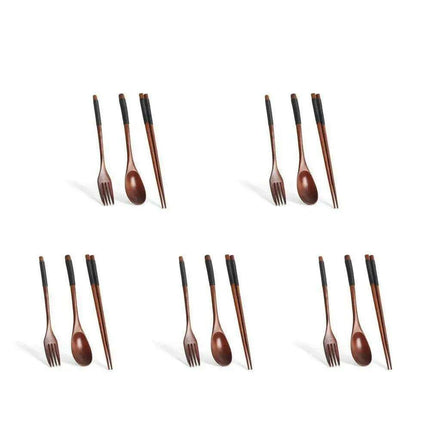Eco-Chic Japanese Dining Set: Elegant Wooden Spoon & Chopsticks for Gourmet Experiences - Très Elite