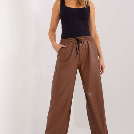 Eco-Conscious Insulated High-Waist Faux Leather Trousers - Très Elite