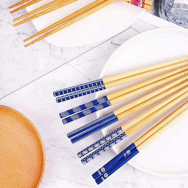 Eco-Friendly Bamboo Chopsticks Set - 5 Pairs for Sushi and Asian Delicacies