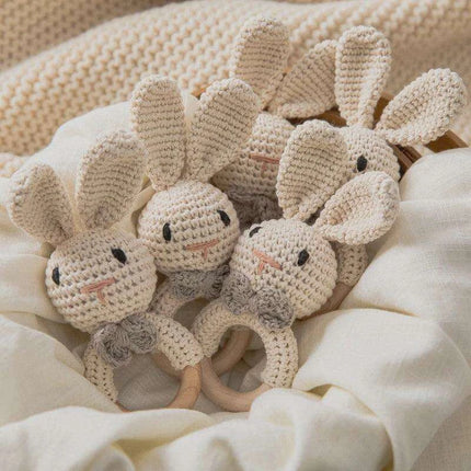 Eco-Friendly Handmade Crochet Baby Rattle with Wooden Teether - Très Elite