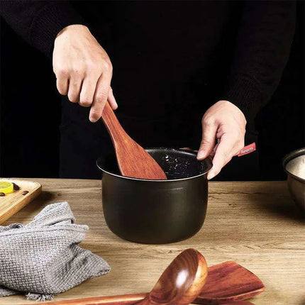 Eco-Friendly Sumac Bark Kitchen Utensils Set with Extended Spatula and Heat-Resistant Rice Scoop - Très Elite
