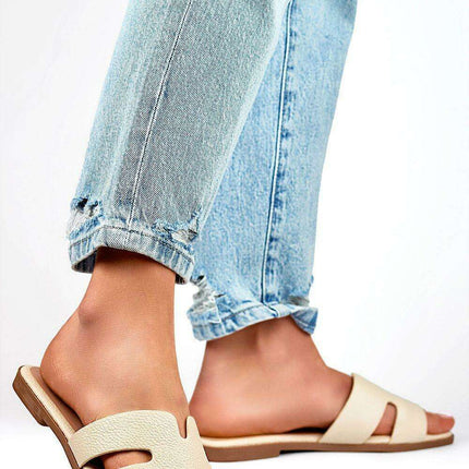 Eco-Friendly White Leather Summer Flip-flops - Très Elite