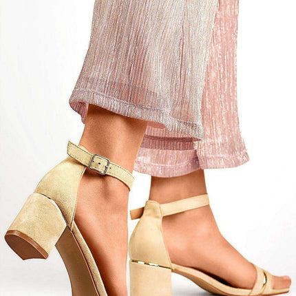 Eco-Suede Block Heel Sandals - Stylish Comfort for Fashionable Women - Très Elite