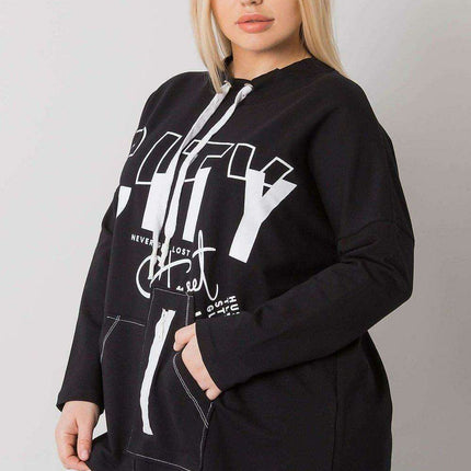 Ecru Plus Size Relaxed Fit Sweatshirt with Convenient Pockets - Très Elite