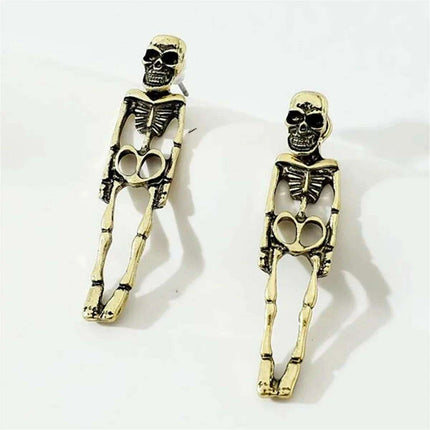 Eerie Elegance Skull Dangle Earrings - Ideal Gothic Accessory for Halloween and All-Year Wear - Très Elite