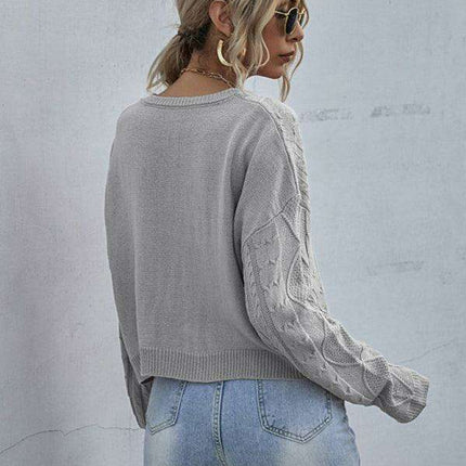 Effortless Chic: Cozy Loose Knit Sweater for Everyday Elegance - Très Elite