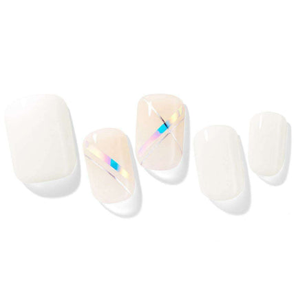 Effortless Chic Silver Gel Nail Kit with Instant Press Technology - Très Elite