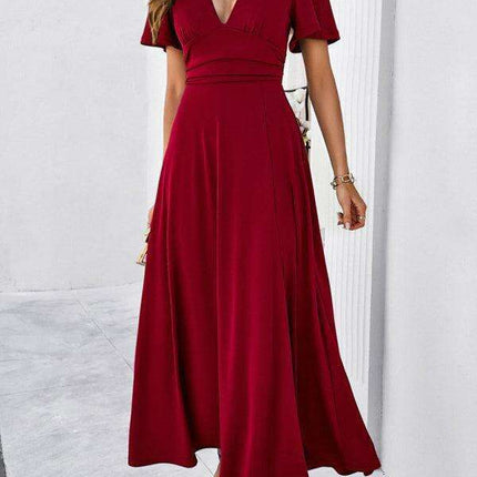 Effortless Chic V-Neck Maxi Dress - Elegant Style for Every Occasion - Très Elite
