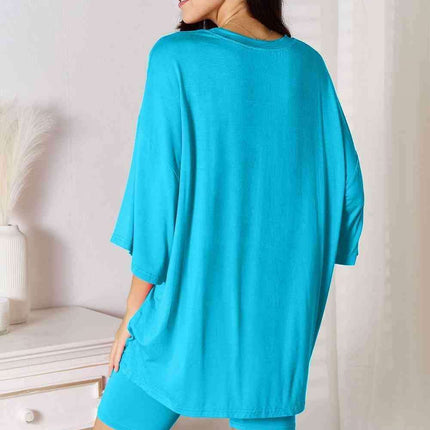 Effortless Elegance: Trendy Rayon Top and Shorts Combination for Ultimate Comfort - Très Elite