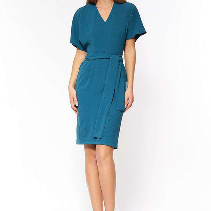 Effortless Elegance Waist Tied Day Dress For Every Occasion - Très Elite