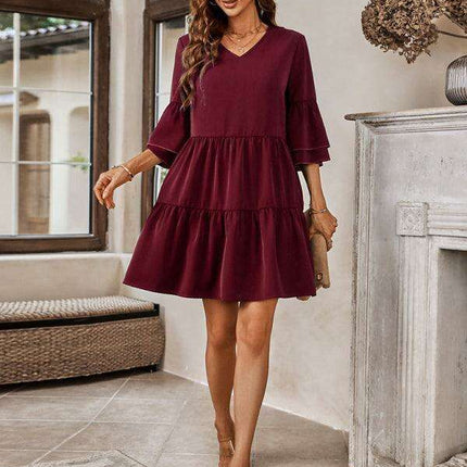 Effortlessly Elegant V-Neck Loose-Fit Dress for Every Occasion - Très Elite