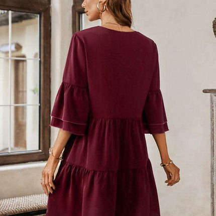Effortlessly Elegant V-Neck Loose-Fit Dress for Every Occasion - Très Elite