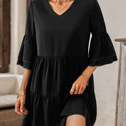 Effortlessly Elegant V-Neck Loose-Fit Dress for Every Occasion - Très Elite