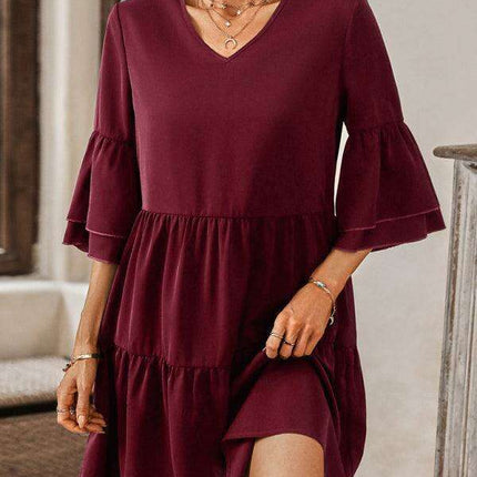 Effortlessly Elegant V-Neck Loose-Fit Dress for Every Occasion - Très Elite