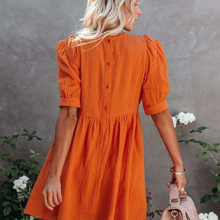 Effortlessly Elegant Women's Dress for Spring and Summer in Lightweight Polyester-Cotton Blend - Très Elite