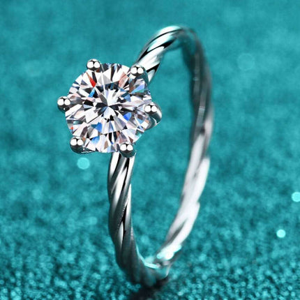 Elegant 1 Carat Moissanite Twisted Ring - Exquisite Statement Jewelry Piece - Très Elite