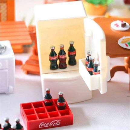Elegant 1:12 Scale Miniature Drink Serving Trays for Dollhouse Sophistication - Très Elite