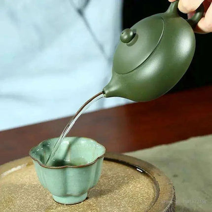 Elegant 190ml Yixing Zisha Teapot - A Handcrafted Masterpiece for Tea Aficionados - Très Elite