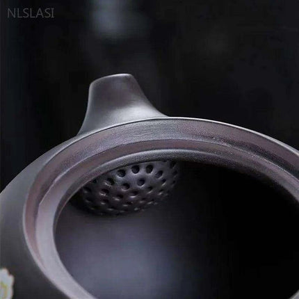 Elegant 200ml Authentic Purple Clay Teapot with Innovative Filtration System - Très Elite