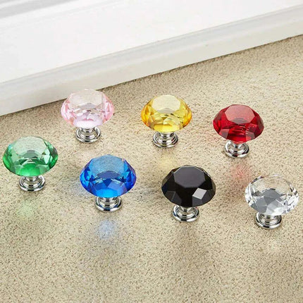 Elegant 30mm Diamond Crystal Glass Cabinet and Drawer Knobs for a Glamorous Touch - Très Elite