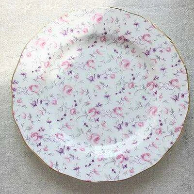Elegant Afternoon Tea Collection: Opulent Bone China Cups with Stylish Ceramic Plates - Très Elite