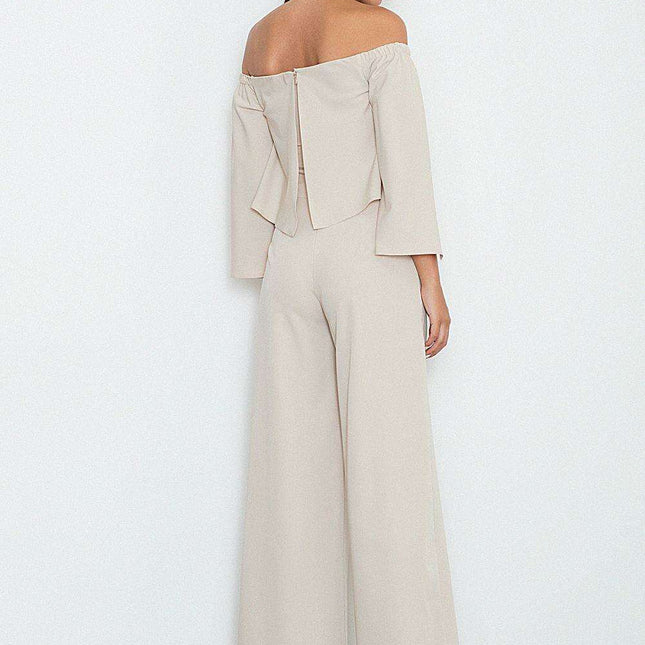 Elegant Airy Fabric Suit with Stylish Zipper Accent