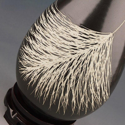 Elegant Angel Feather Ceramic Vase - A Stylish Addition for Modern Chinese Interiors - Très Elite