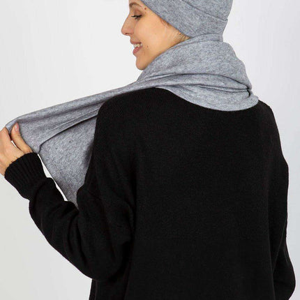 Elegant Angora Blend Winter Hat and Scarf Duo - Très Elite