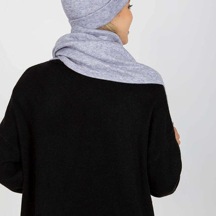 Elegant Angora Blend Winter Hat and Scarf Duo - Très Elite
