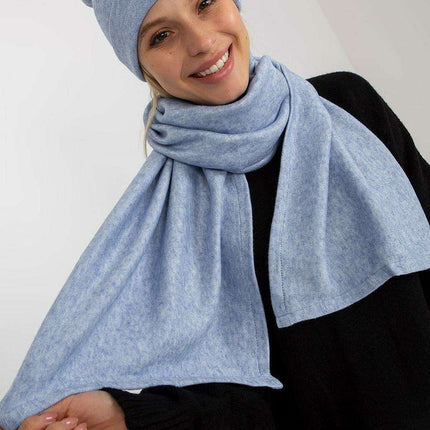 Elegant Angora Blend Winter Hat and Scarf Duo - Très Elite