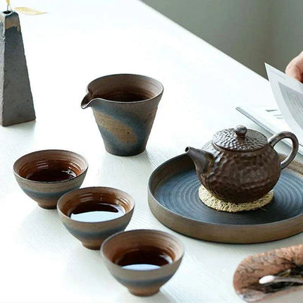 Elegant Artisan Japanese Stoneware Tea Bowl – Enhance Your Tea Experience with Timeless Craftsmanship - Très Elite