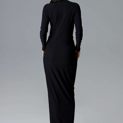 Elegant Asymmetrical Heart Neckline Gown - Très Elite