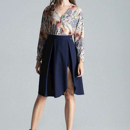 Elegant Asymmetrical Pleated Midi Skirt with Convenient Side Zipper - Très Elite