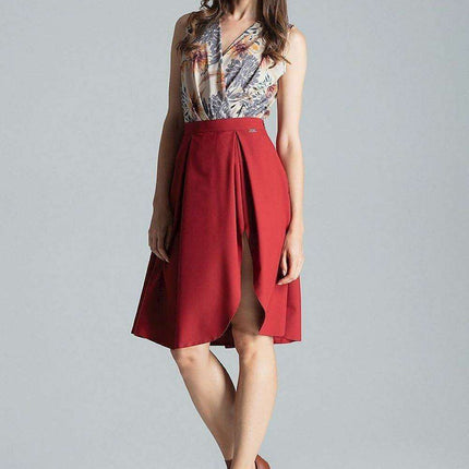 Elegant Asymmetrical Pleated Midi Skirt with Convenient Side Zipper - Très Elite