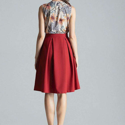 Elegant Asymmetrical Pleated Midi Skirt with Convenient Side Zipper - Très Elite