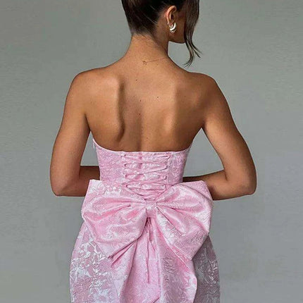 Elegant Backless Bow Mini Dress - Off-Shoulder Bodycon Chic for Parties - Très Elite