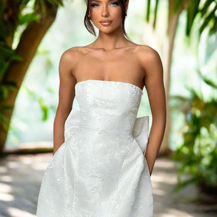 Elegant Backless Bow Mini Dress - Off-Shoulder Bodycon Chic for Parties - Très Elite
