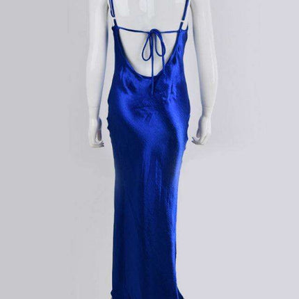 Elegant Backless Gown with Swing Neck - A Classic Solid Statement - Très Elite