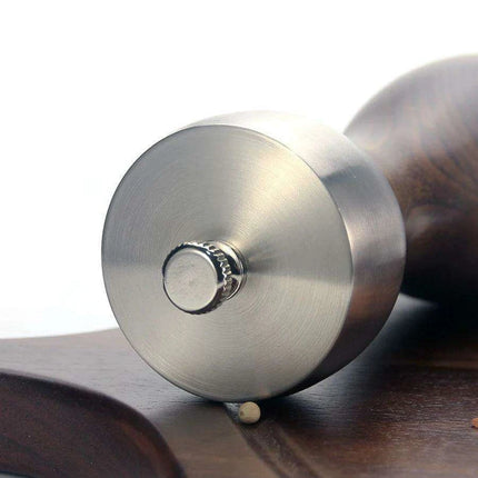 Elegant Beech Wood Salt and Pepper Mill Set with Premium Carbon Steel Mechanism - Très Elite