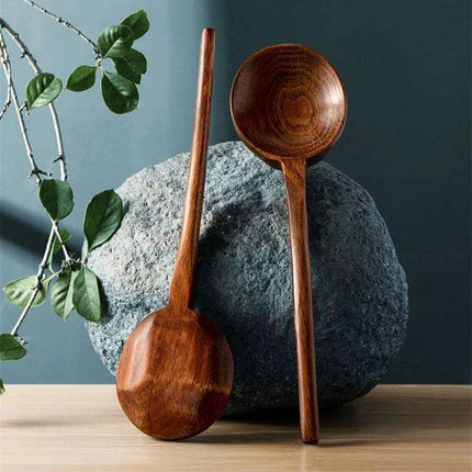 Elegant Beechwood Soup Spoon - The Ultimate Kitchen Accessory for Ramen and Stews - Très Elite