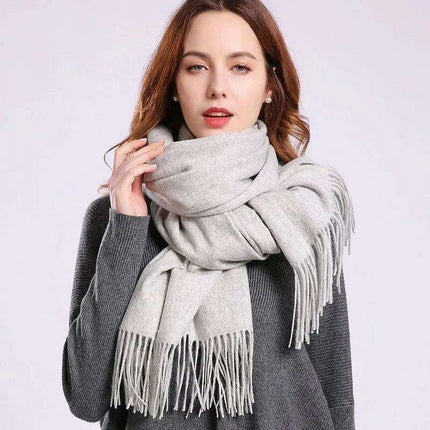 Elegant Beige Wool Scarf with Trendy Tassels - A Must-Have Accessory for Stylish Women - Très Elite